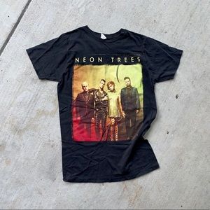 Neon Trees Adult Small Band T-shirt